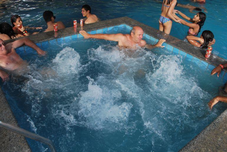 Diroma Resort - Achei Ferias Caldas Novas Eksteriør billede